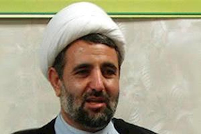 Ahmadinejad’s faction is a cancer tumor: Zolnoor