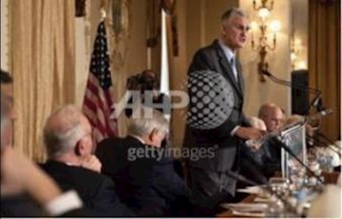 Former top US government officials urge President Obama to stand with the Iranian people, unshackle Iran’s main opposition at ExecutiveAction conference