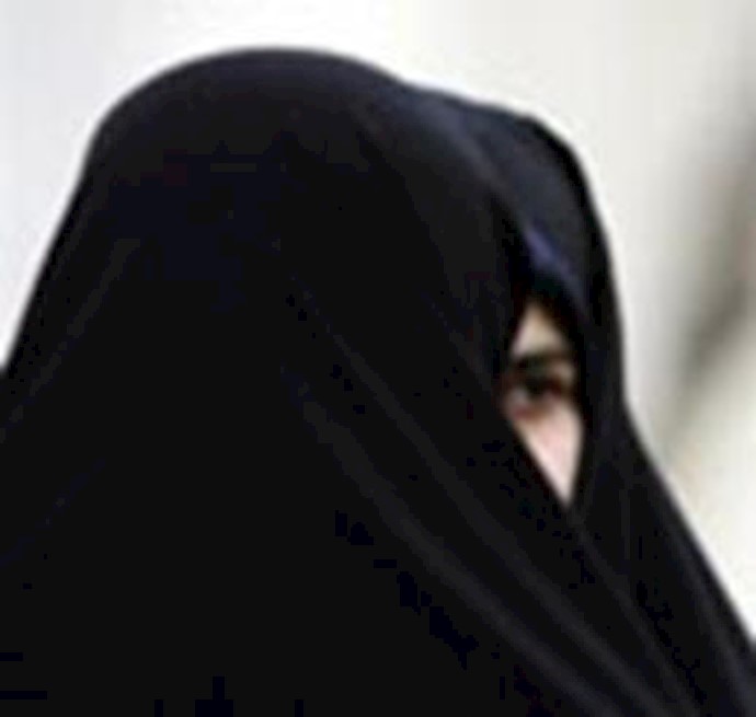 Iran parliament plans dress code for women reporters