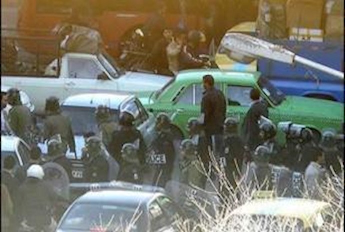 Iran cracks down to silence media, opposition