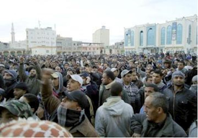 Egypt beefs up military presence on Libya border