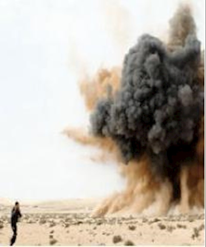 Gaddafi bombs oil areas, faces crimes probe
