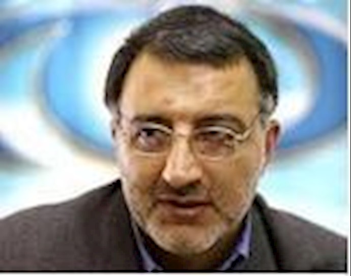 Parliament member attacks Ahmadinejad-Mashaii faction with harsh comments