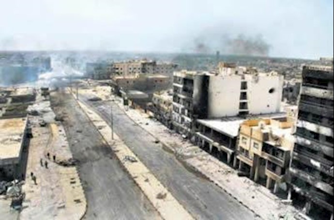 Gaddafi forces pound Misrata port, hamper aid