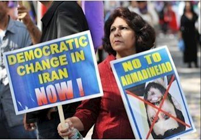 Protests to greet Ahmadinejad in New York