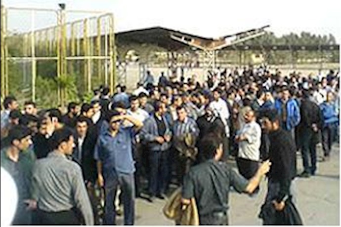 Khuzestan pipe factory workers stage protest gatherin Khuzestan pipe factory workers stage protest gatherin