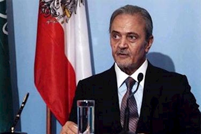 Saudi says will pull observers from Syria mission