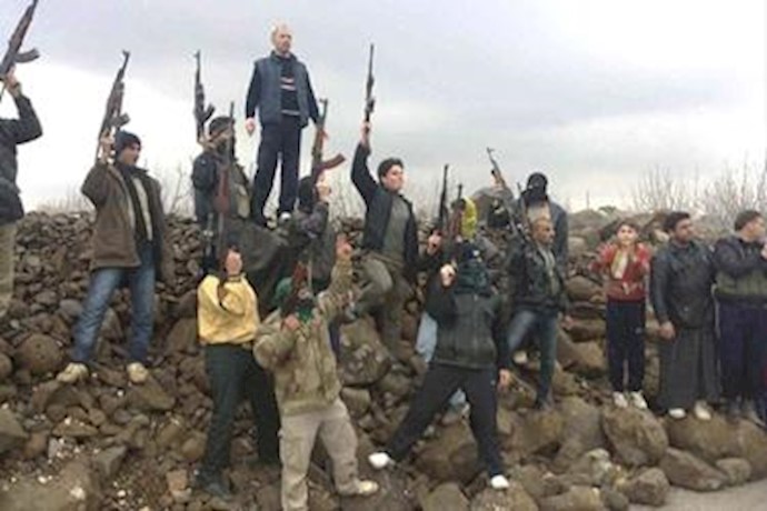 Syrian uprising reaches the edge of Damascus