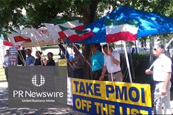 Day 300 of State Department Sit-in: Iranian-Americans Call on Secretary Clinton to Delist the MEK, Protect Camp Ashraf Residents