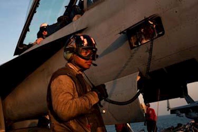 Work as Usual for U.S. Warship After Warning by Iran