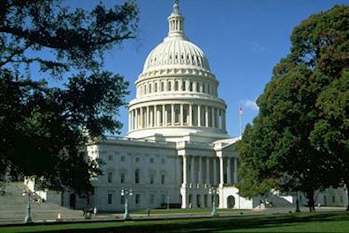Senators tell Geithner not to ease Iran sanctions law