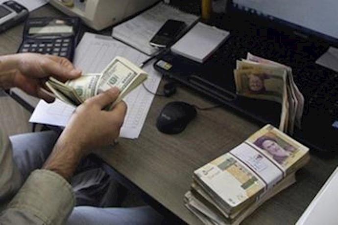 Iran currency hits record low in black market trading