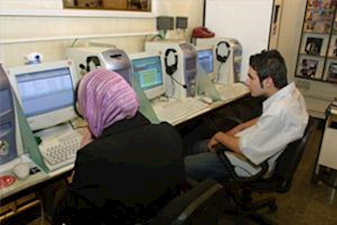 Iran: youths arrested for anti-regime activities in Facebook