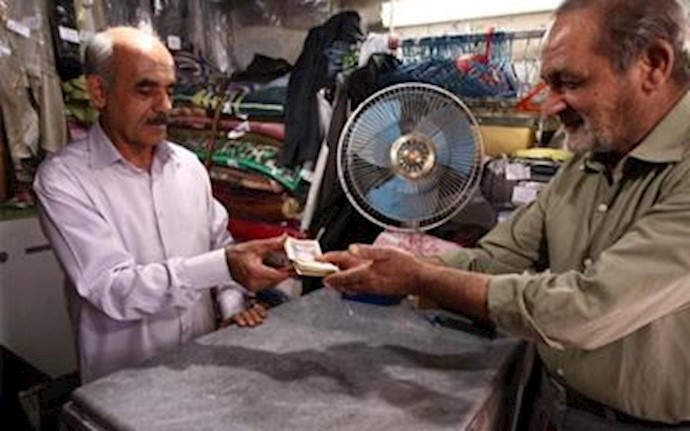 Iran imposes currency cap to boost rial