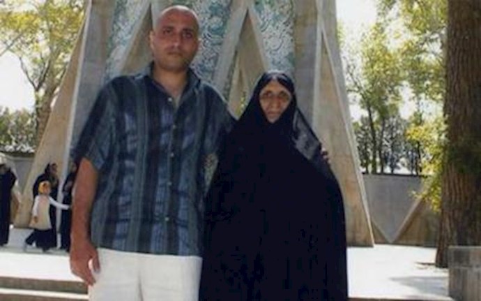 Tehran: Ceremony commemorating executed political prisoner Sattar Beheshti Tehran: Ceremony commemorating executed political prisoner Sattar Beheshti