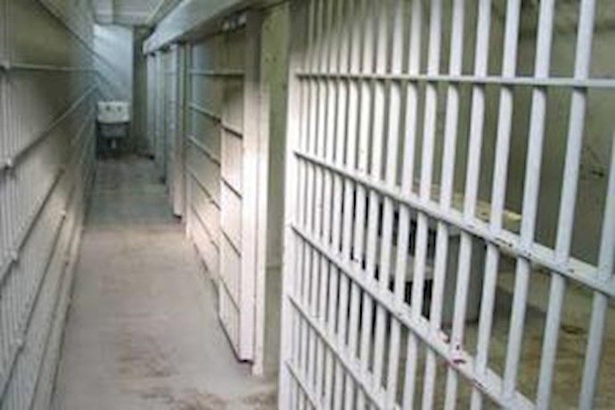 Evin political prisoners condemn harassment of female prisoners