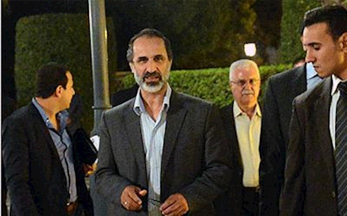 Hollande holds talks with Syrian opposition chief