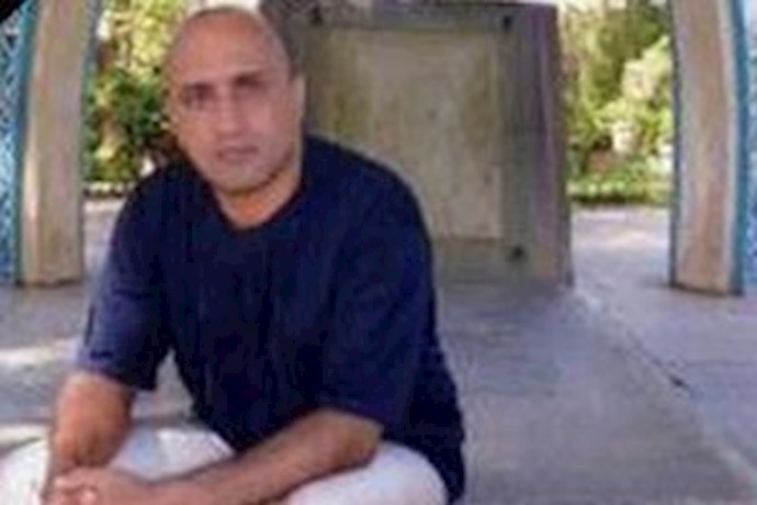 Iranian blogger Sattar Beheshti dies after arrest