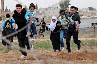 Syria Panorama: 11,000 refugees flee theirs in just one day