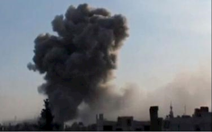 Syria air raids near Iraq border, clashes near Turkey