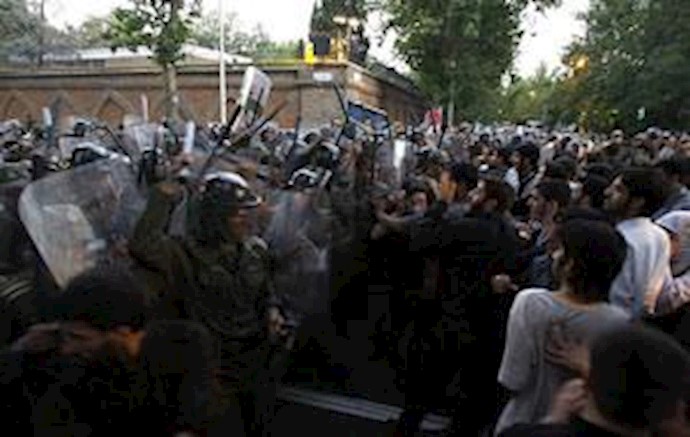 Repressive forces fear Students Day anniversary in Iran