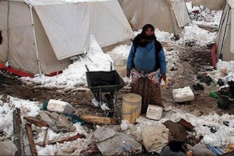 Iran’s quake victims remain forgotten in freezing winter cold