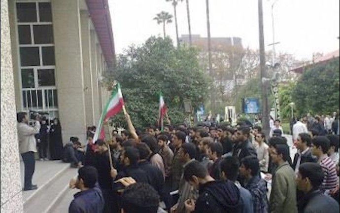 Tehran: Azad University students commemorate Students Day Tehran: Azad University students commemorate Students Day