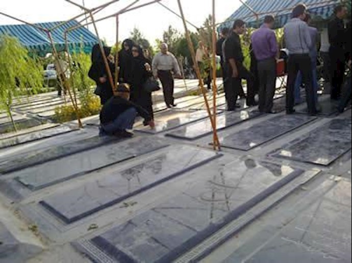 Families of 2009 uprising victims threatened by mullahs’ agents
