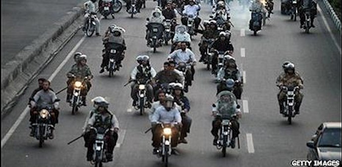 Mullahs impose restrictions on mourning ceremonies in fear of 2009 uprising repeat and boycott of state mourning ceremonies