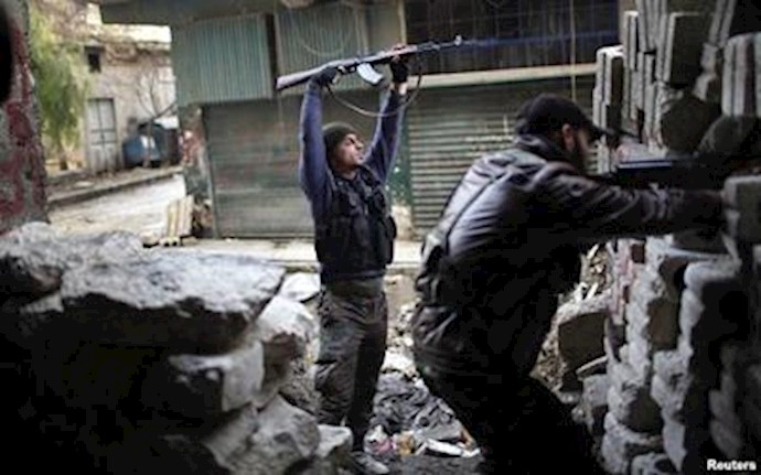 Syria rebels storm strategic border town