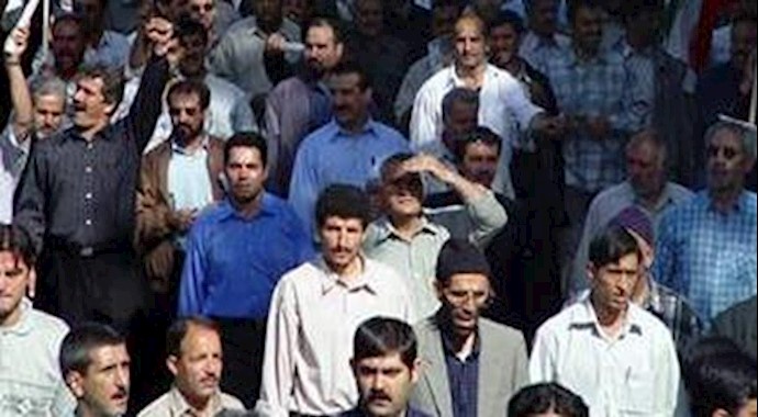 Tehran: Dural Company workers stage protest gathering