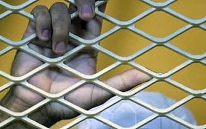 Iran: Political prisoner transferred to quarantined ward