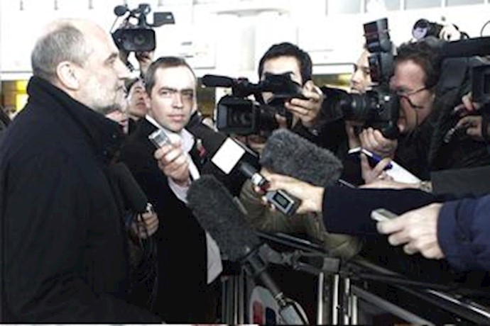 U.N. inspectors arrive in Iran for nuclear talks