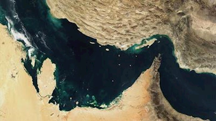 U.S. bolsters defenses in Hormuz in preparation for possible military response against Iran: report