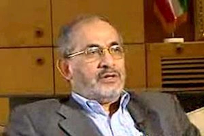 Former IRGC commander blasts Ahmadinejad