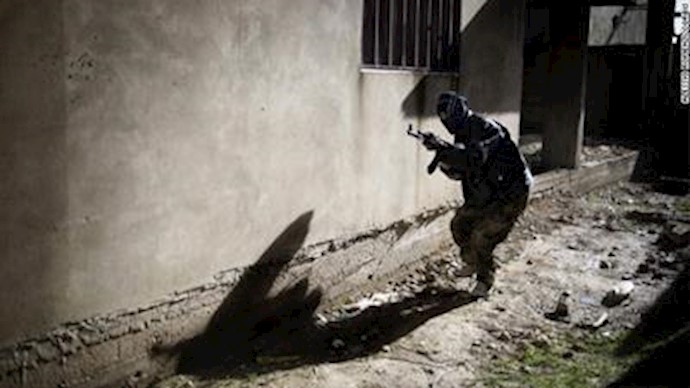 Syrian opposition asks for arms to topple Assad