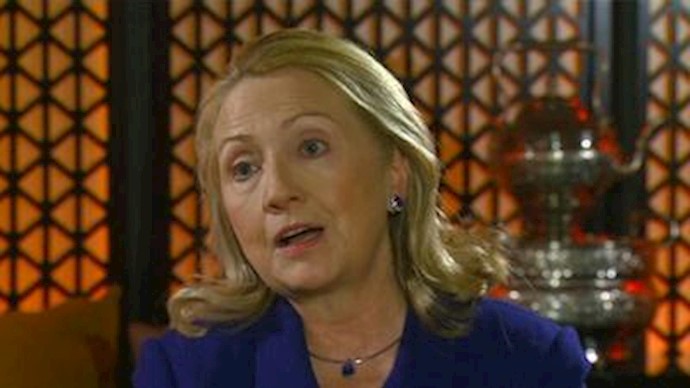 Clinton predicts Syrian regime will fall with desertions