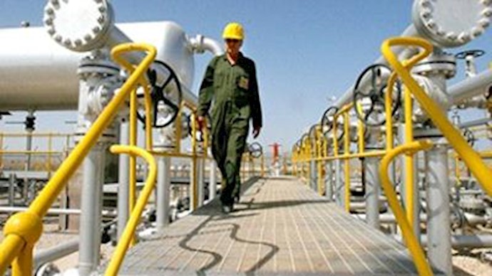 US ’to impose sanctions’ on buyers of Iranian oil