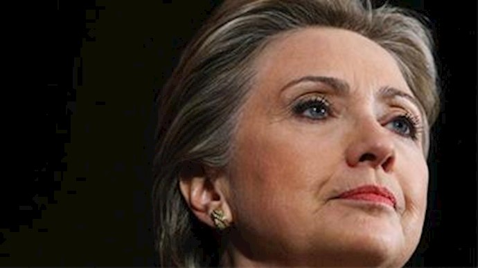 Clinton says Japan, E.U. working to comply with Iran sanctions