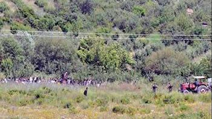Syrian activists: Clashes near Turkish border