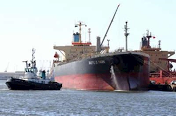 Key China insurer to stop covering tankers with Iran oil