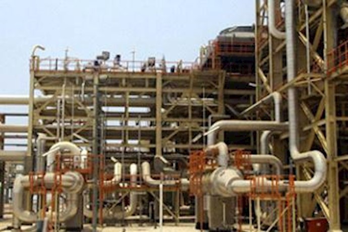 Japan considering government insurance for Iran crude, IOD says