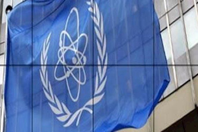 UN atomic agency urges Iran to sign nuclear deal