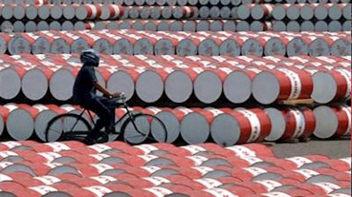 Iran oil exports fall more in June, sanctions bite