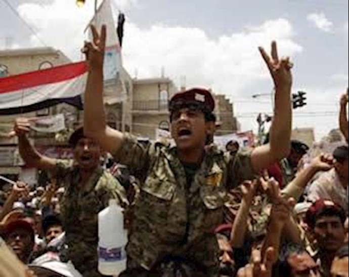 Turkish media says 33 members of the Syrian army, including a general and two colonels, have arrived in the country.