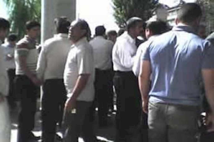 Workers Protests against 3-month delay salaries in Hamadan