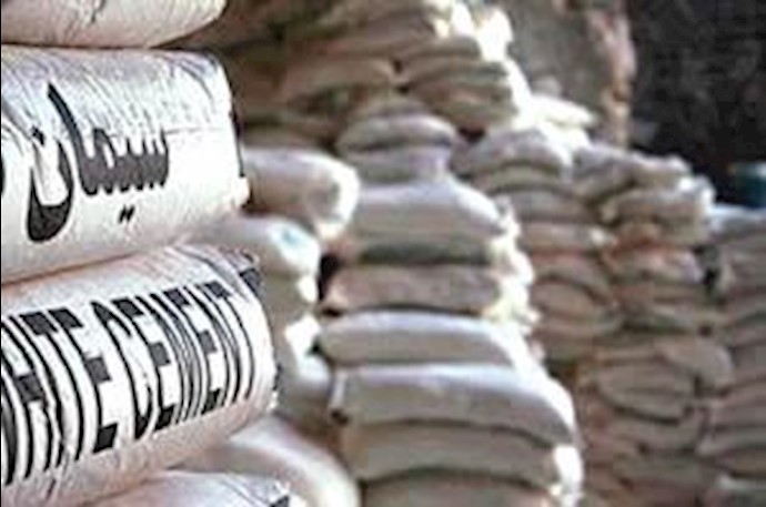 Iran: Khazar cement drivers on strike closes factory