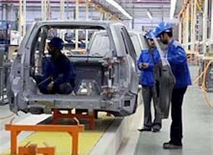 Iran auto production plunges by a third