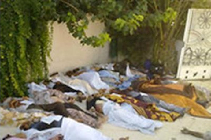 Mass Burials Held in Damascus Suburb Amid Army Crackdown