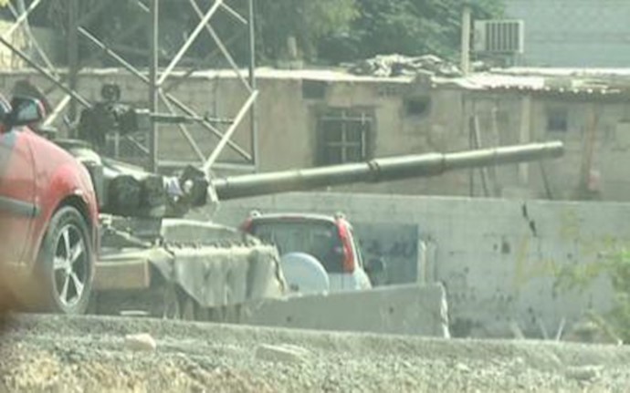 Meeting in Damascus, opposition figures call for ’toppling the regime’